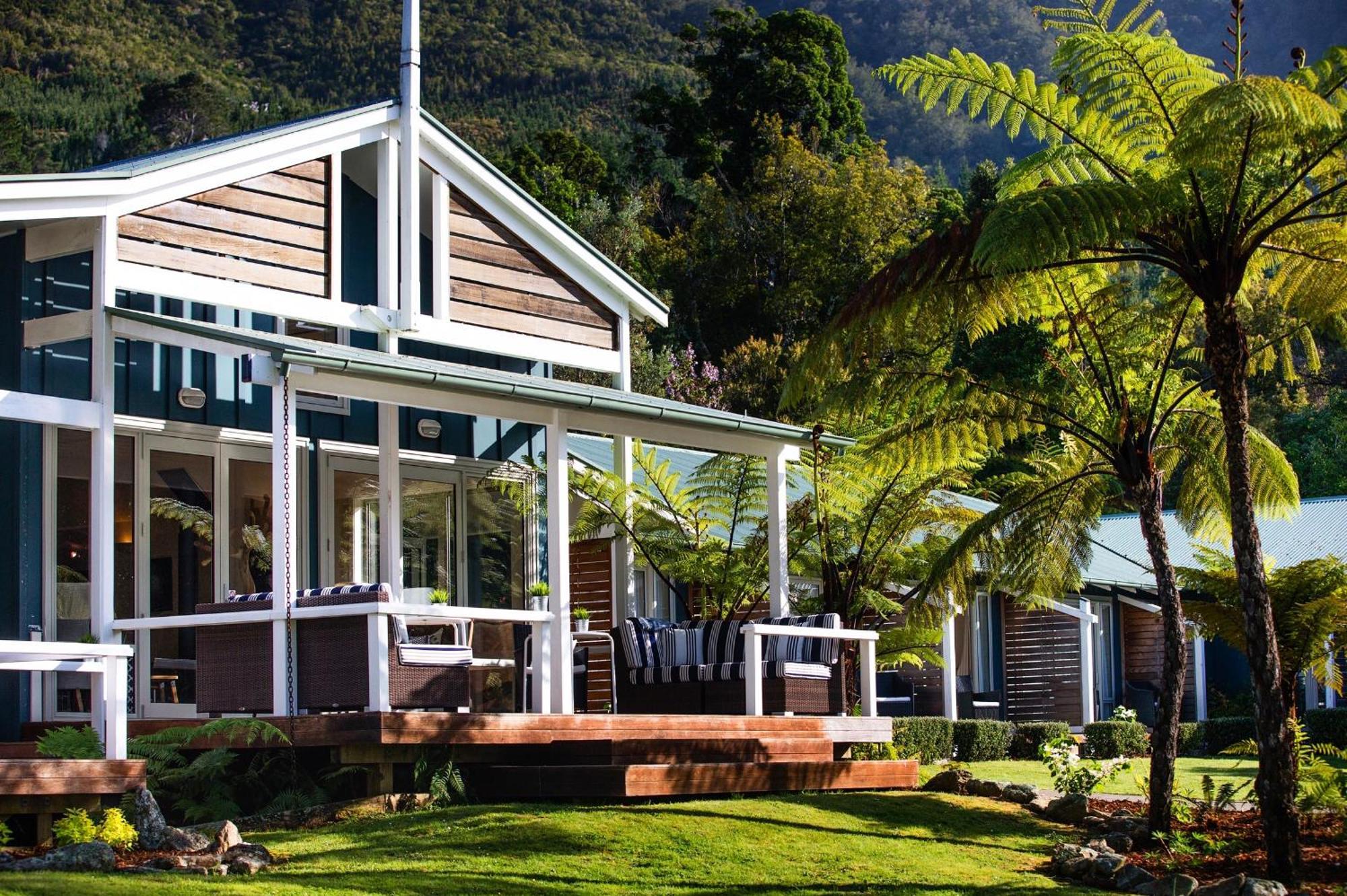 Raetihi Lodge Kenepuru Sounds Luaran gambar