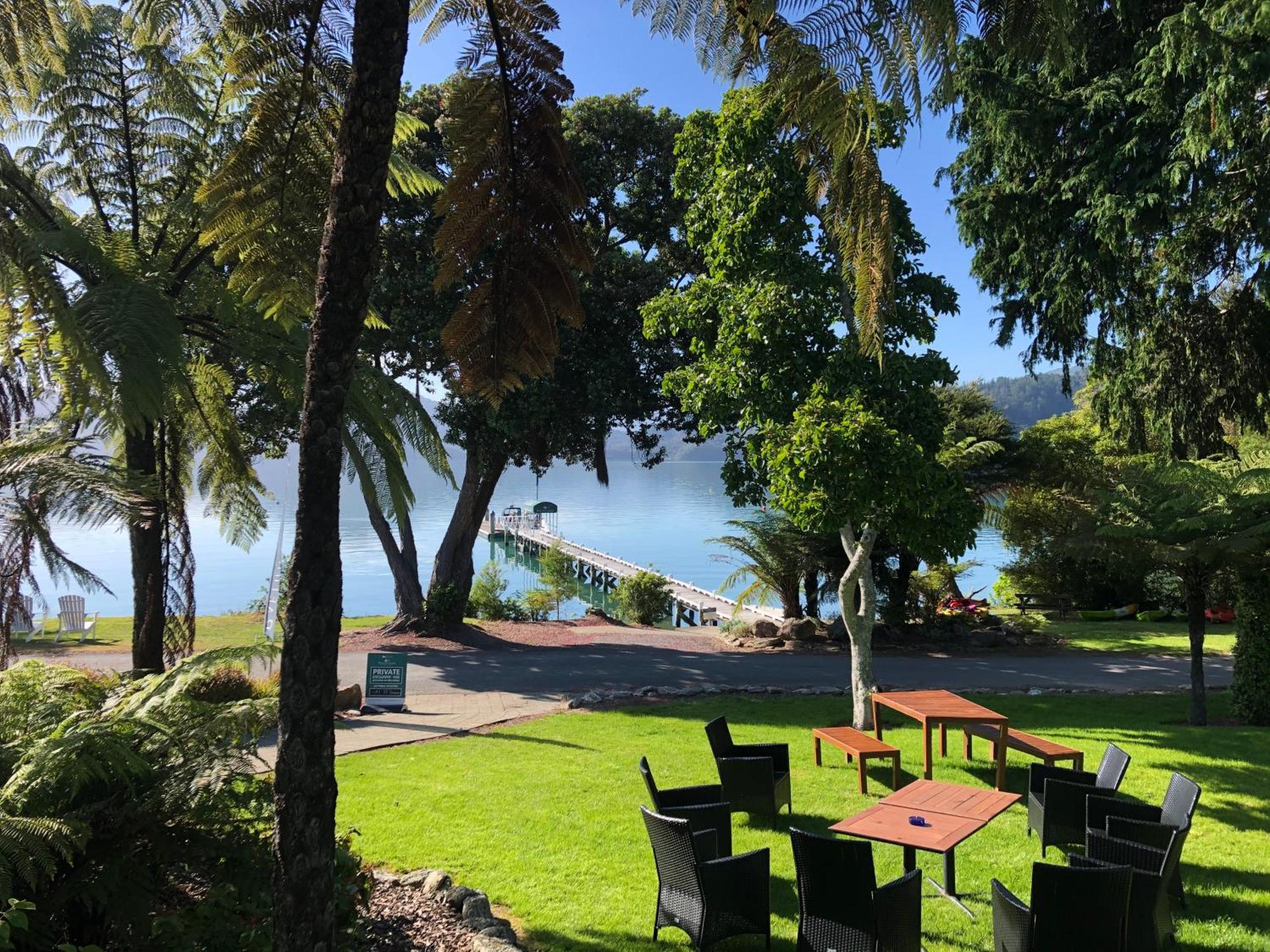 Raetihi Lodge Kenepuru Sounds Luaran gambar